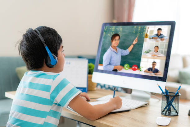 Tips for Parents to help students cope up with Virtual Learning