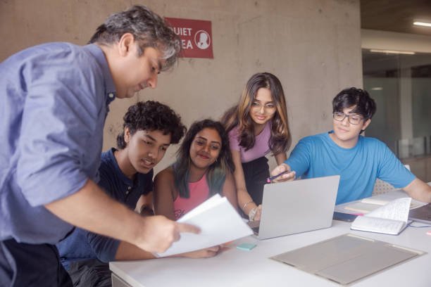 Academician/Professor