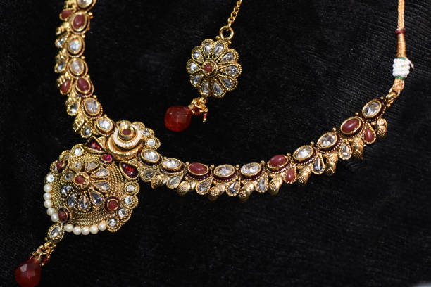 Gemstone Specialist Designer