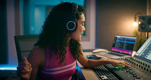 Junior Multimedia Artist