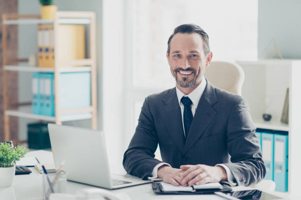 Director/CEO (Top Tier)