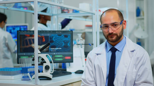 Senior Biotechnologist