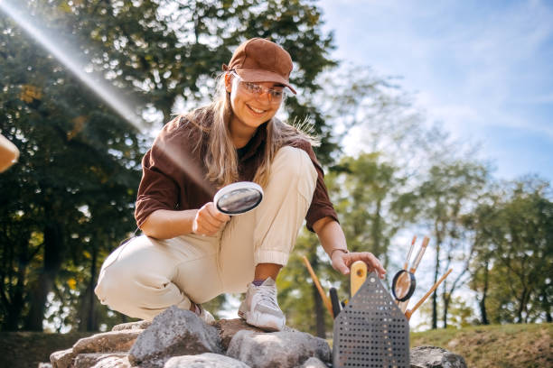 Archaeologist (Early-Mid Level)