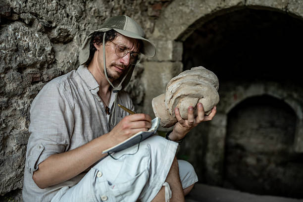 Senior Archaeologist (Mid-Level)