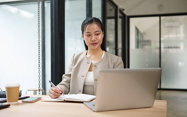 Health Economics Analyst (Entry to Mid-Level)