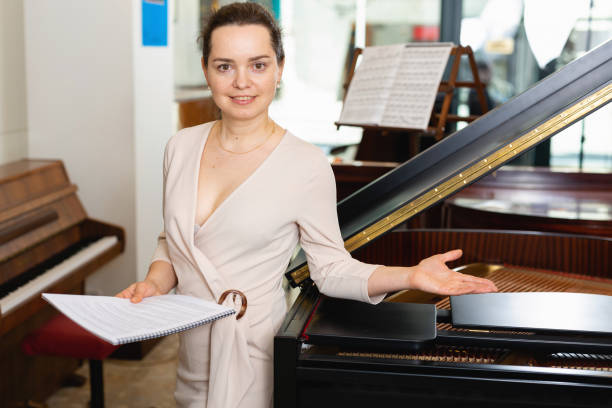 Senior Music Teacher (Mid-Level)