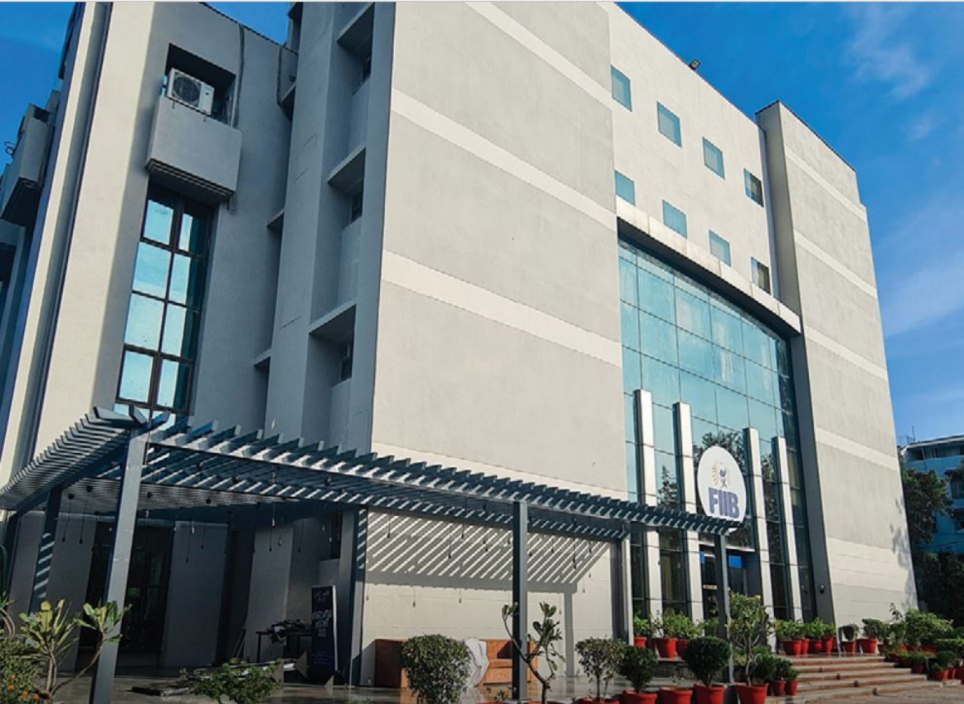 Fortune Institute of International Business (FIIB)